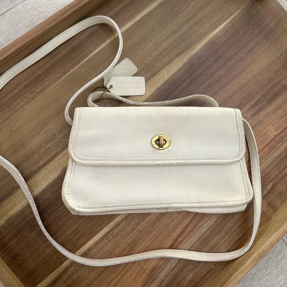 Coach crossbody vintage-ish
